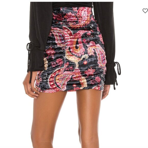Free People GiGi Mini Skirt Velour Velvet Stretch Paisley Floral Black Medium - Picture 2 of 8